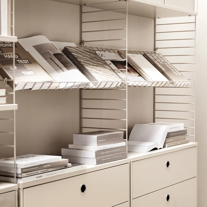 reolsystem fra String i beige