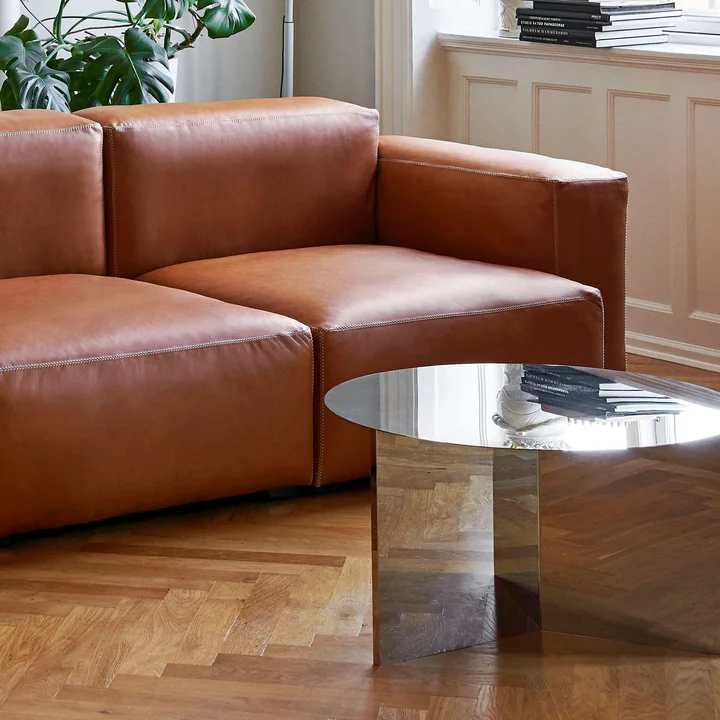 Spaltebord Rundt med Mags Soft Sofa fra HAY