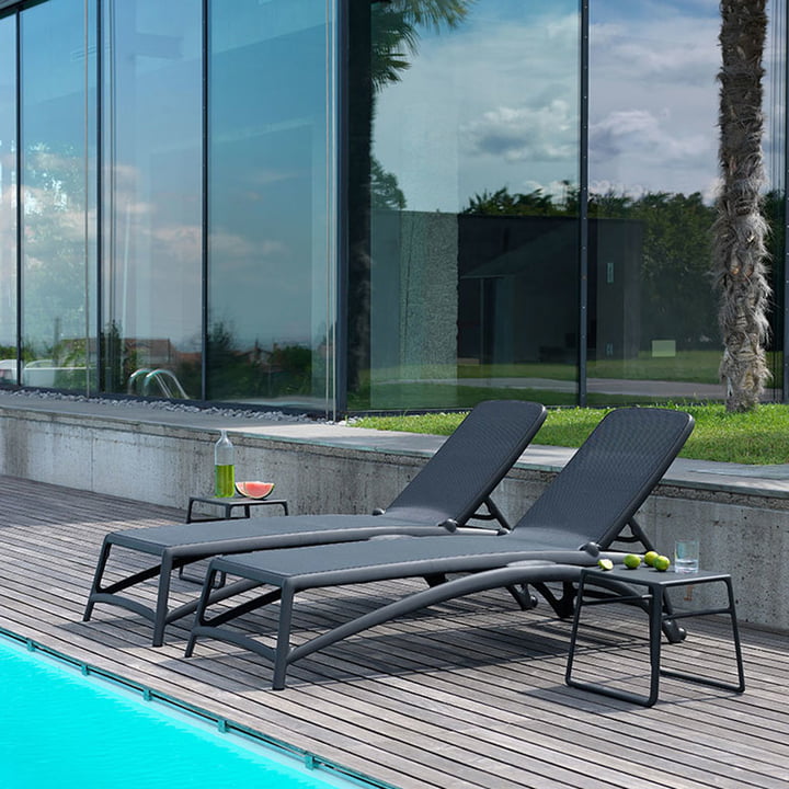 Atlantico Outdoor lounger ved Nardi ved siden af hinanden ved poolen