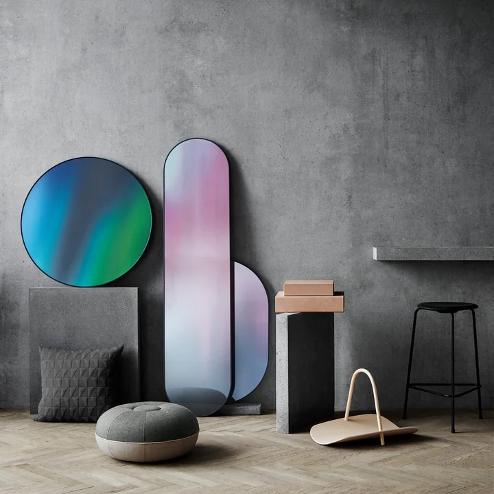 Kurv opbevaringskurv, Studio Roso "Mirror", Dot barstol og puf af Fritz Hansen