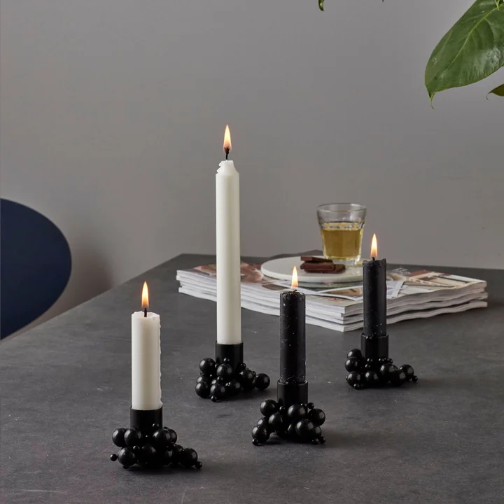 Molekyl Candlestick 4, sort af Gejst på bordet