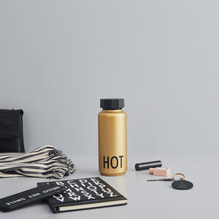 AJ Termoflaske Hot & Cold 0,5 l fra Design Letters i Hot /guld