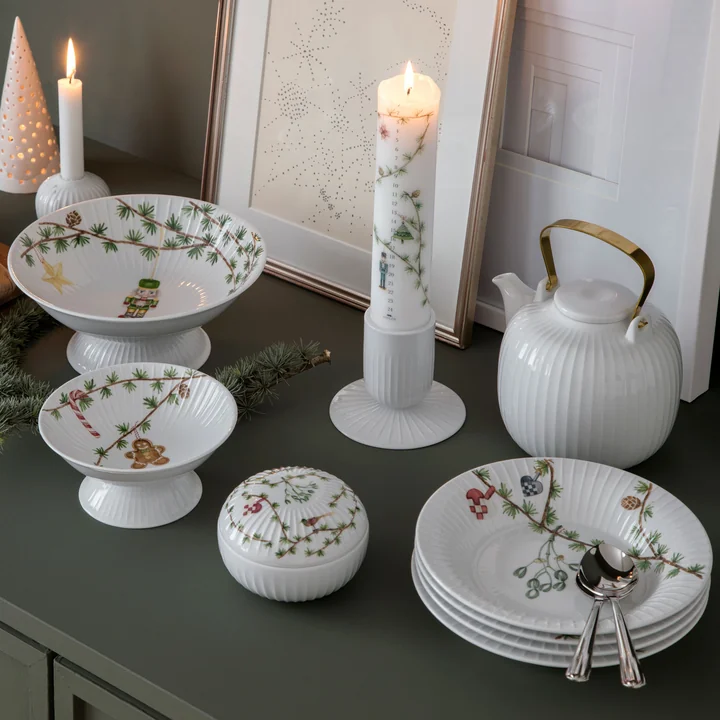 Hammershøi Bonbonniere jul af Kähler Design i hvidt med dekoration