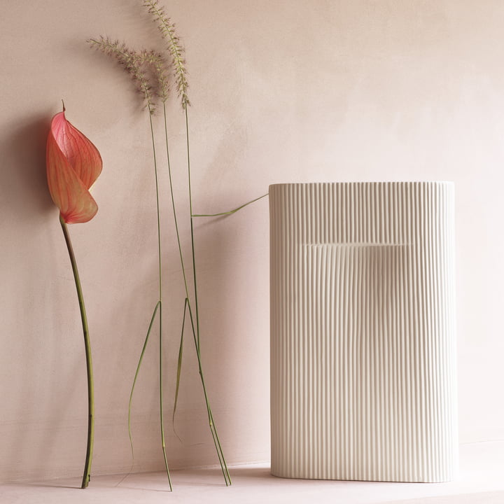 Ridge vase af Muuto i off-white