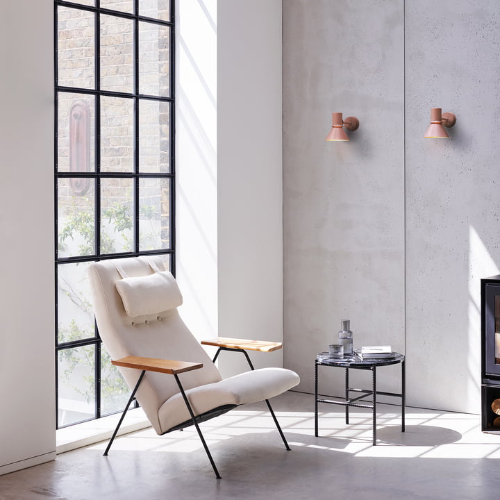 Type 80 Væglampe, Rose Pink fra Anglepoise i stuen