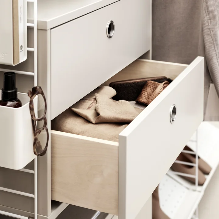 reolsystem fra String i beige
