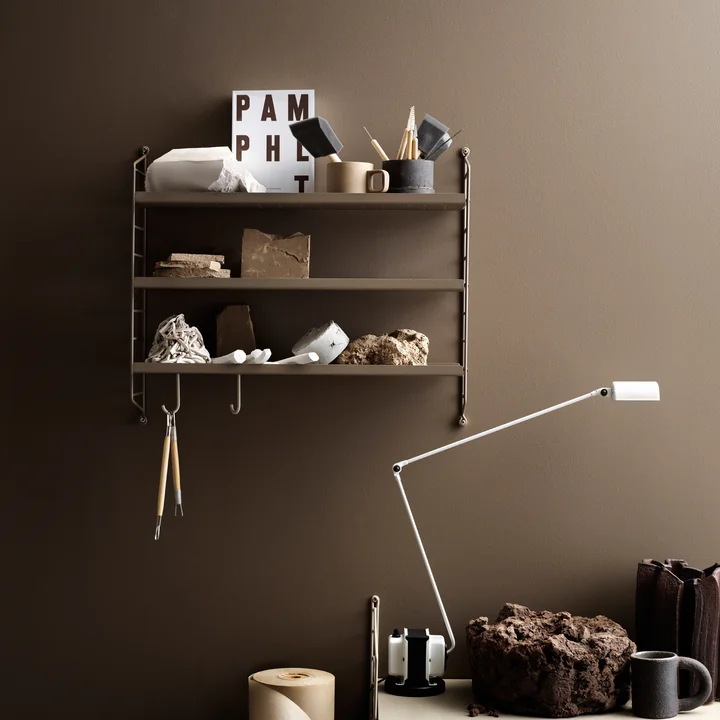 Pocket Metall fra String i taupe