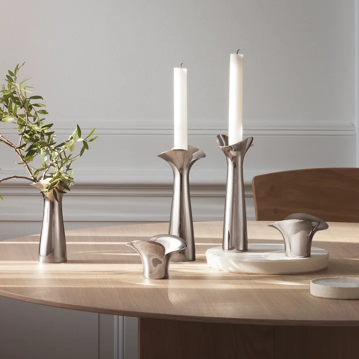 Bloom Botanica lysestage og telysholder rustfrit stål af Georg Jensen