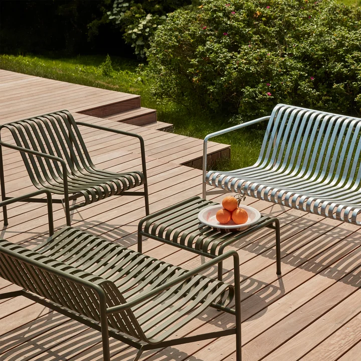 Palissade Lounge Chair Low, Palissade Lounge Sofa og Palissade Ottoman fra HAY