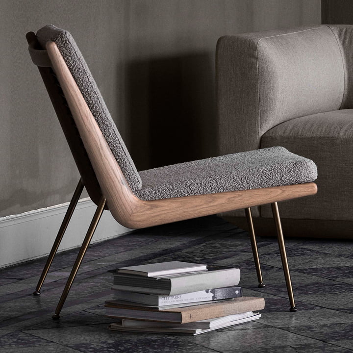 Boomerang HM1 Loungechair fra & Tradition i valnød olieret / Hallingdal 130