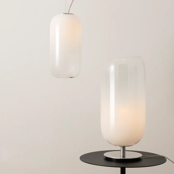 Gople pendellampe og bordlampe i et ensemble