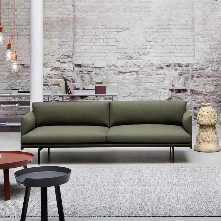 Outline sofa 3-personers fra Muuto i grøn (fiord 961) / trafiksort