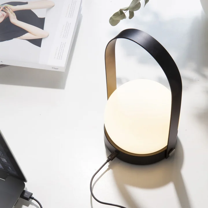 Bærbar LED-lampe med USB-tilslutning