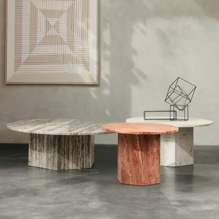 Det Epic Coffee Table i en kunstnerisk atmosfære