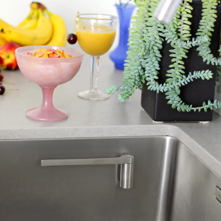 Karkludholderen i rustfrit stål, lige fra Happy Sinks i en rustfri stålvask