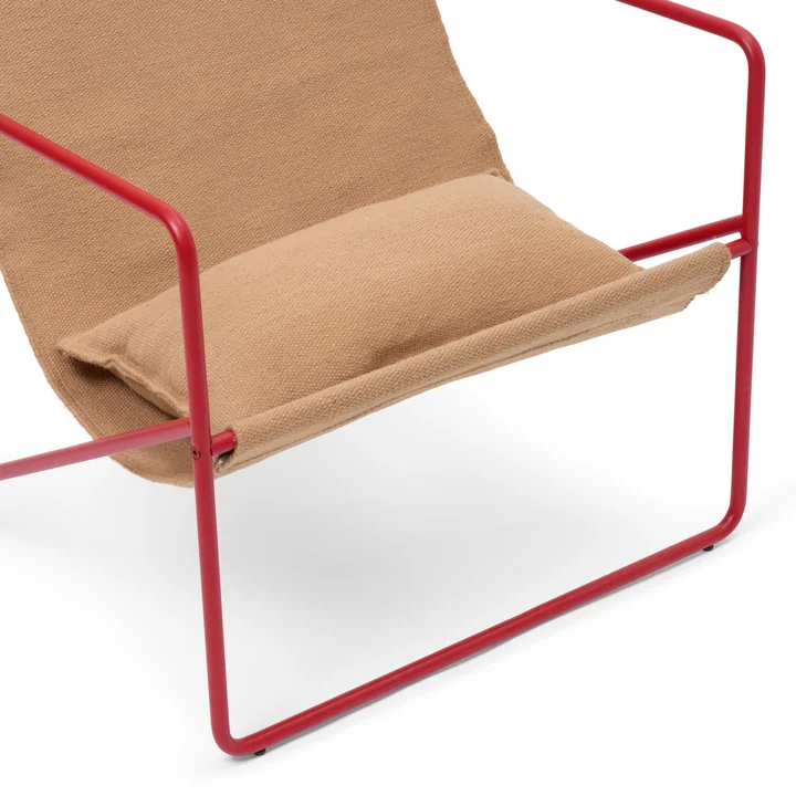 Desert Lounge Chair fra Ferm Living med ørkenpuder
