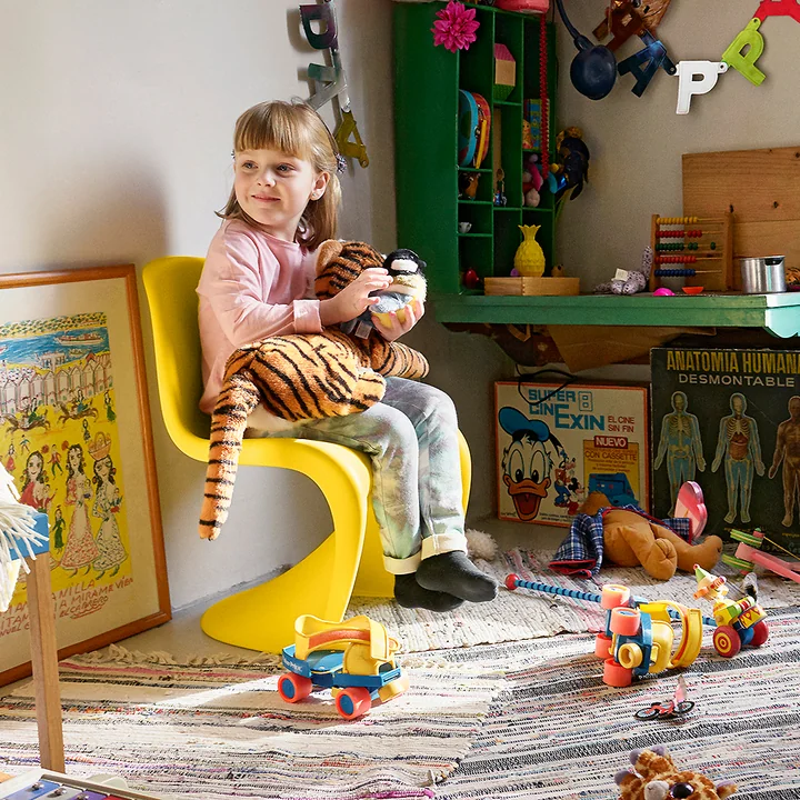 Panton Junior stolen i børnehaven