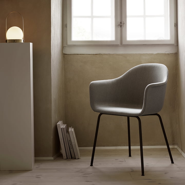 Den komfortable, elegante Harbour Chair fra Audo