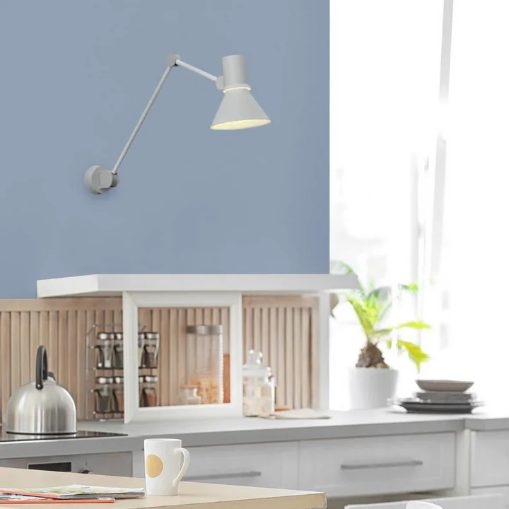 Type 80 væglampe W3 fra Anglepoise i køkkenet