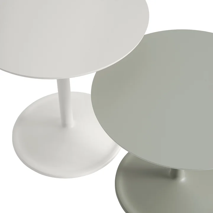 Soft sidebord fra Muuto i off-white og dusty green