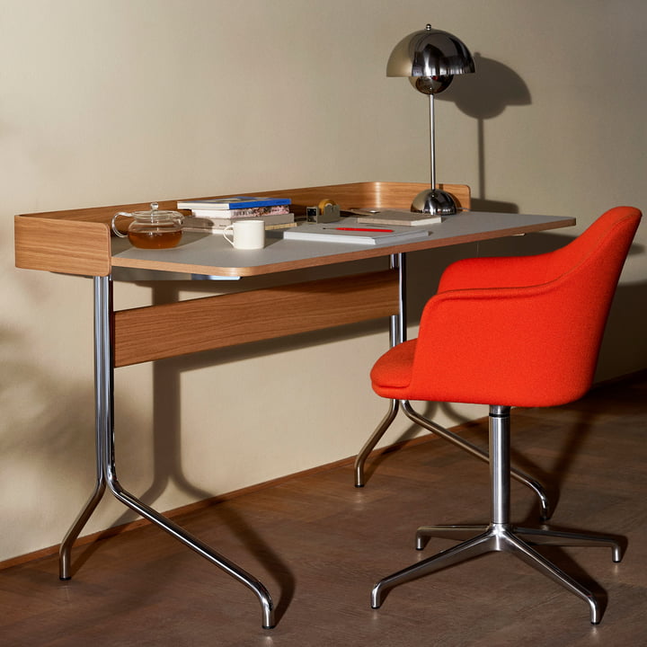 Rely HW41 lænestol poleret aluminium, Kvadrat Vidar 542 og AV17 skrivebordet
