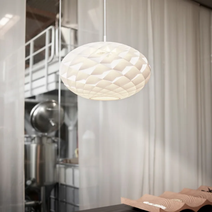 Patera pendel oval af Louis Poulsen
