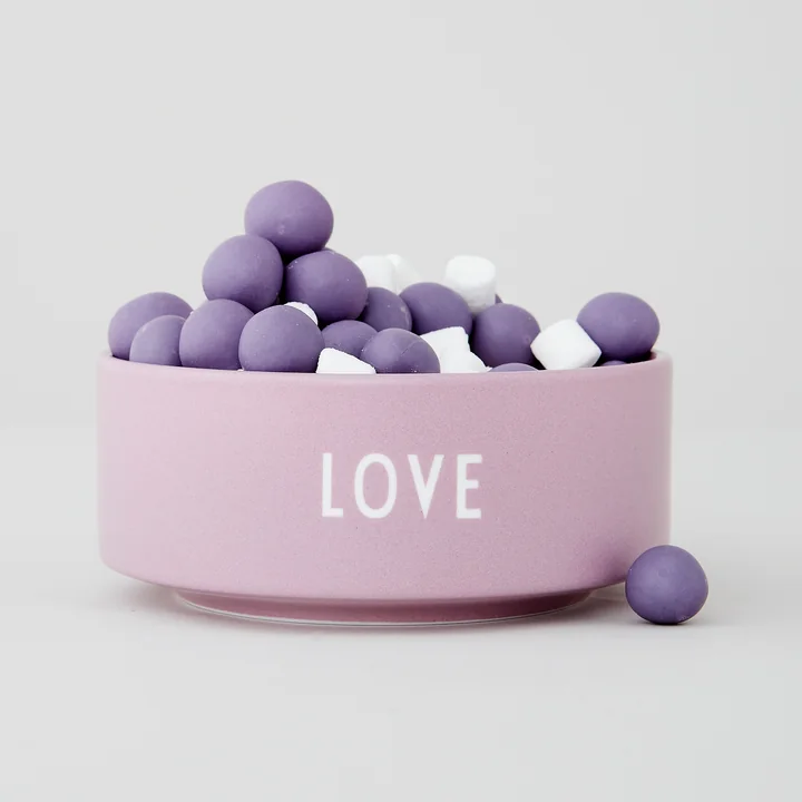 Snack fra Design Letters in Love / lavendel