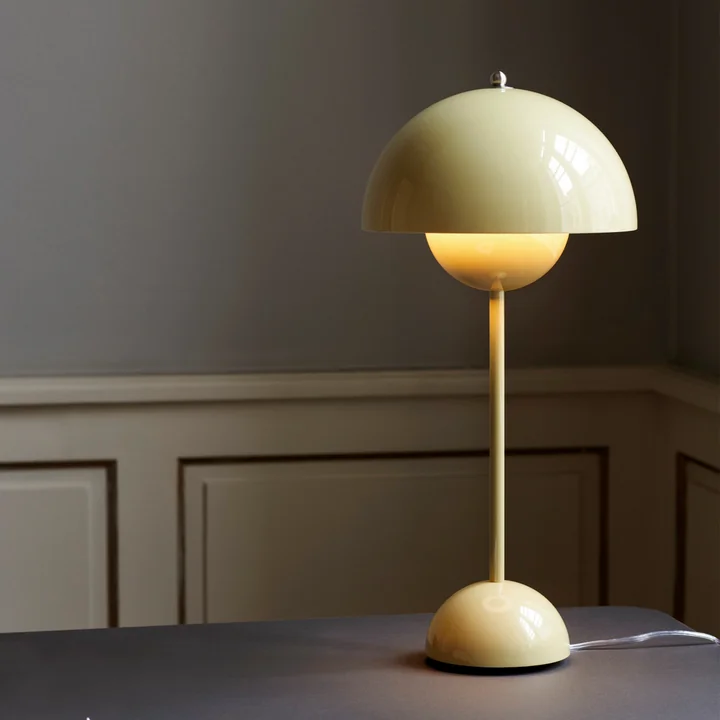FlowerPot bordlampe VP3 fra & Tradition