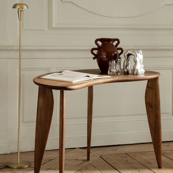 Lille gulvlampe fra Ferm Living Messing