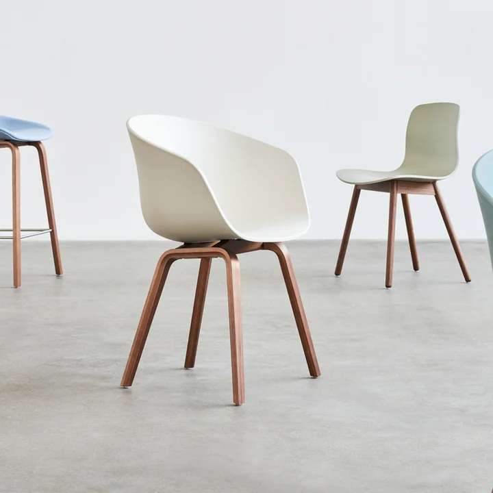 About A Chair AAC 22 af HAY
