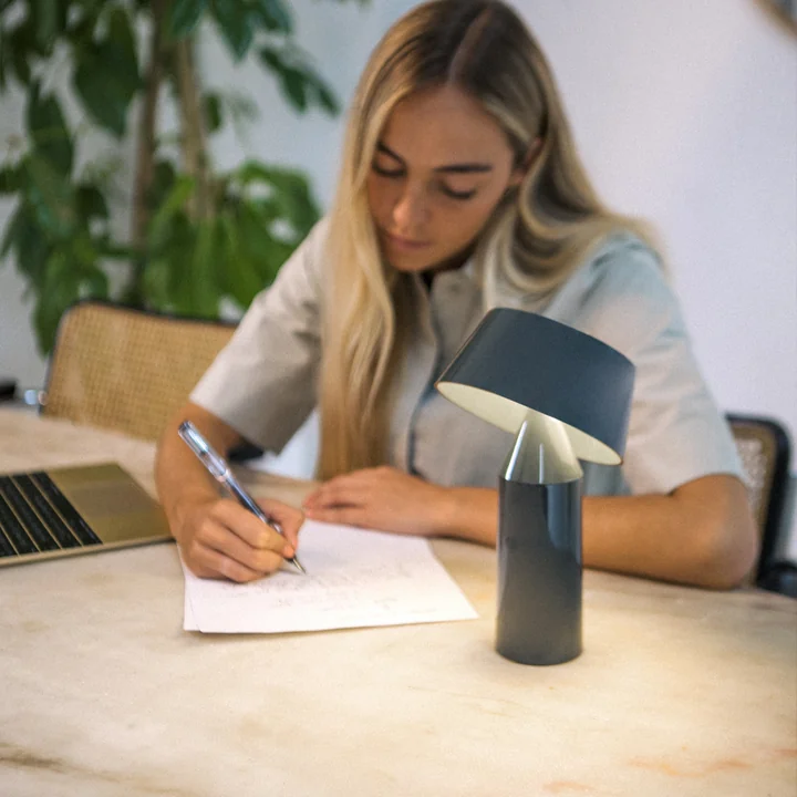 Bicoca LED bordlampe fra Marset