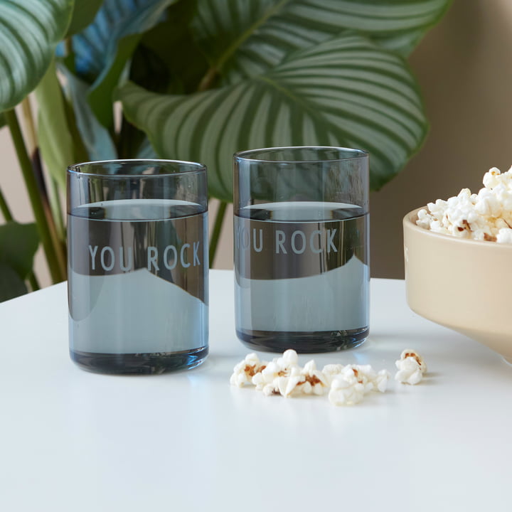 AJ Favourite drikkeglas i You Rock / soft black fra Design Letters