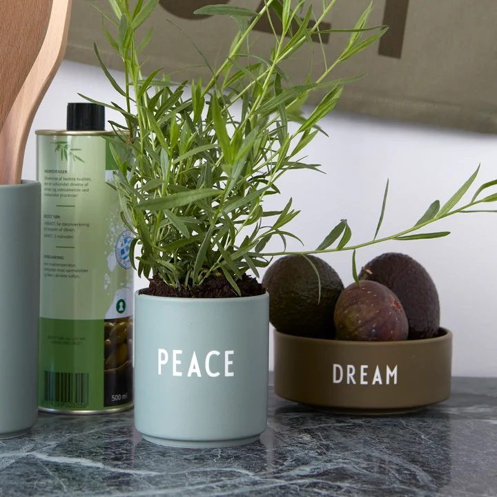 AJ Favourite porcelæn krus Peace ingreen