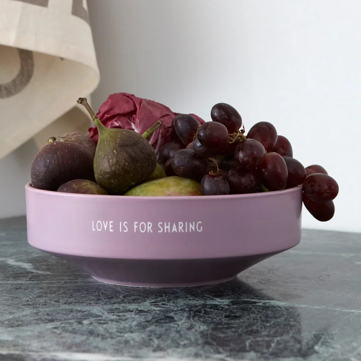 Favourite stor, Ø 22 x H 7,5 cm i lavendel fra Design Letters