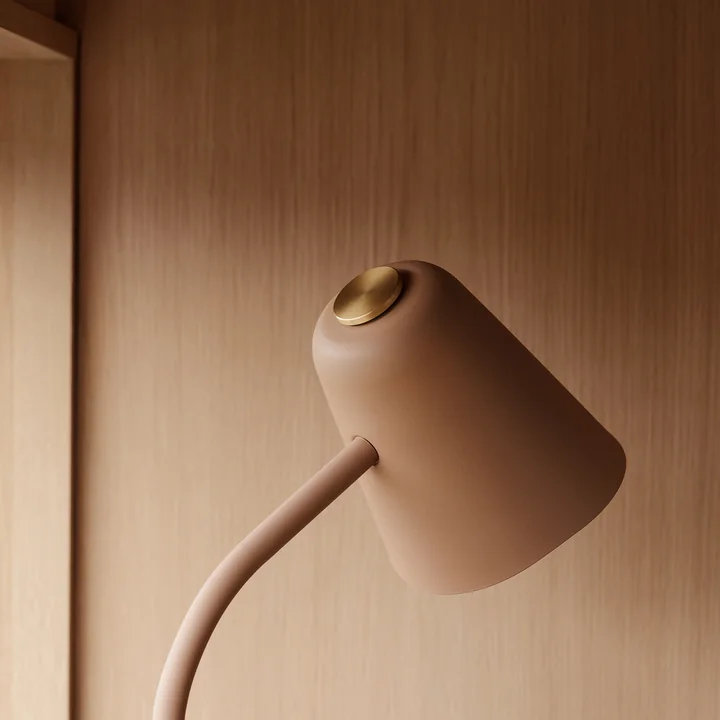 Me gulvlampe fra Northern