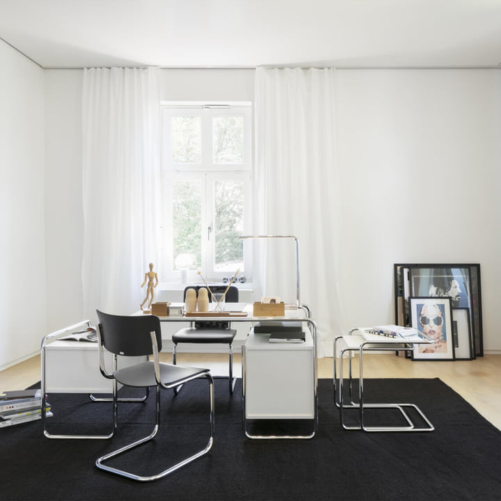 S 285 skrivebord fra Thonet