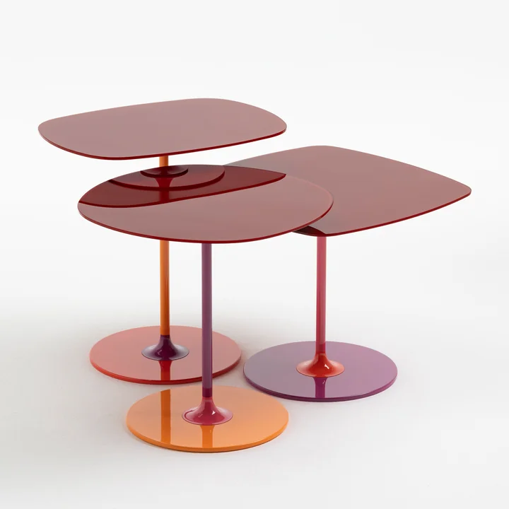 Thierry sidebord i bordeaux fra Kartell