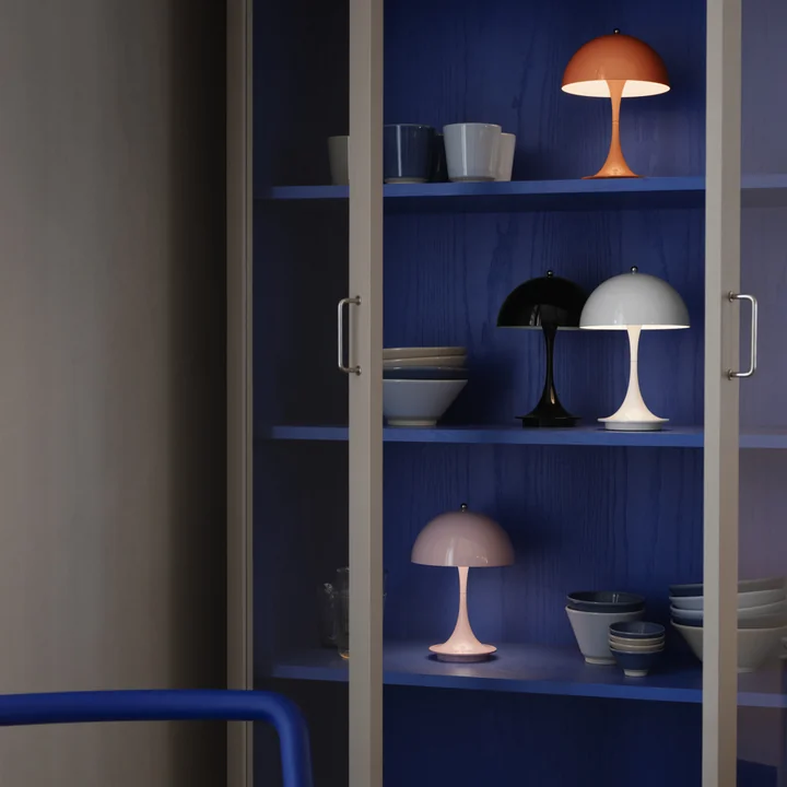Panthella Portable batteri LED bordlampe fra Louis Poulsen