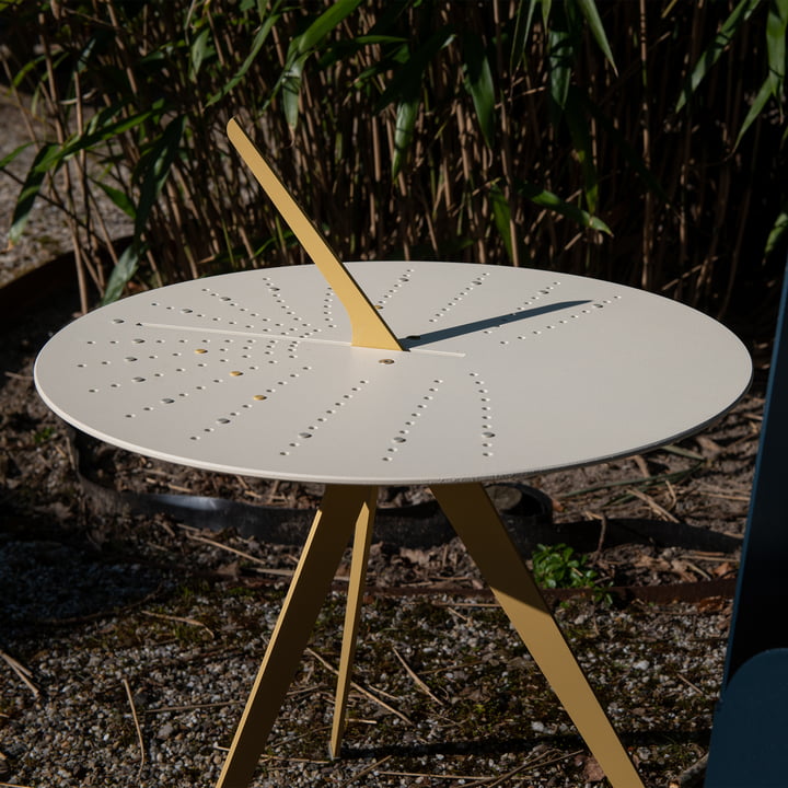 Sundial sidebord fra Weltevree i farven sand yellow