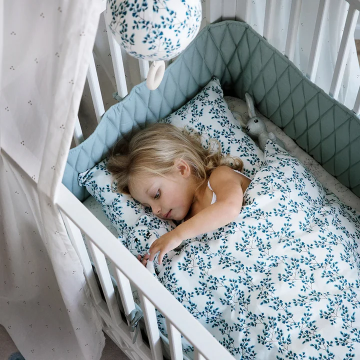 Harlequin babyseng fra Cam Cam Copenhagen i hvid