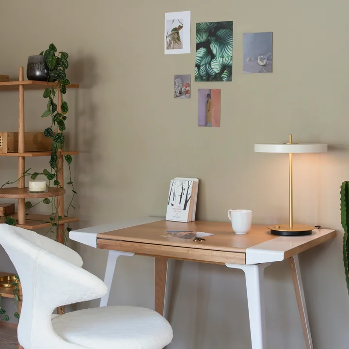 Asteria LED bordlampe fra Umage