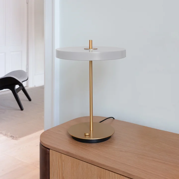 Asteria LED bordlampe fra Umage