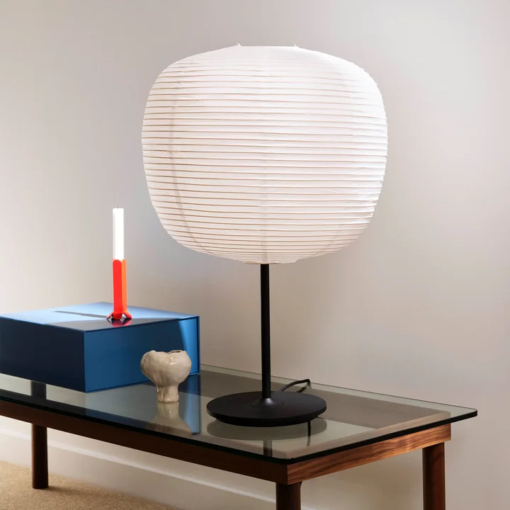 Common bordlampe fra HAY