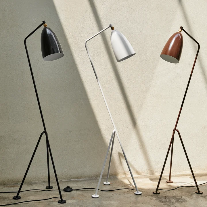 Gräshoppa gulvlampe GM1 fra Gubi