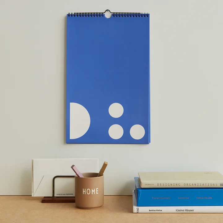 Vægkalender, månedsplanlægger, koboltblå fra Design Letters