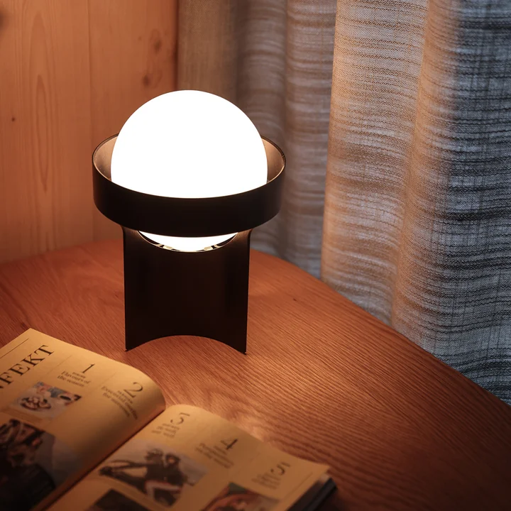 Loop bordlampe fra Tala