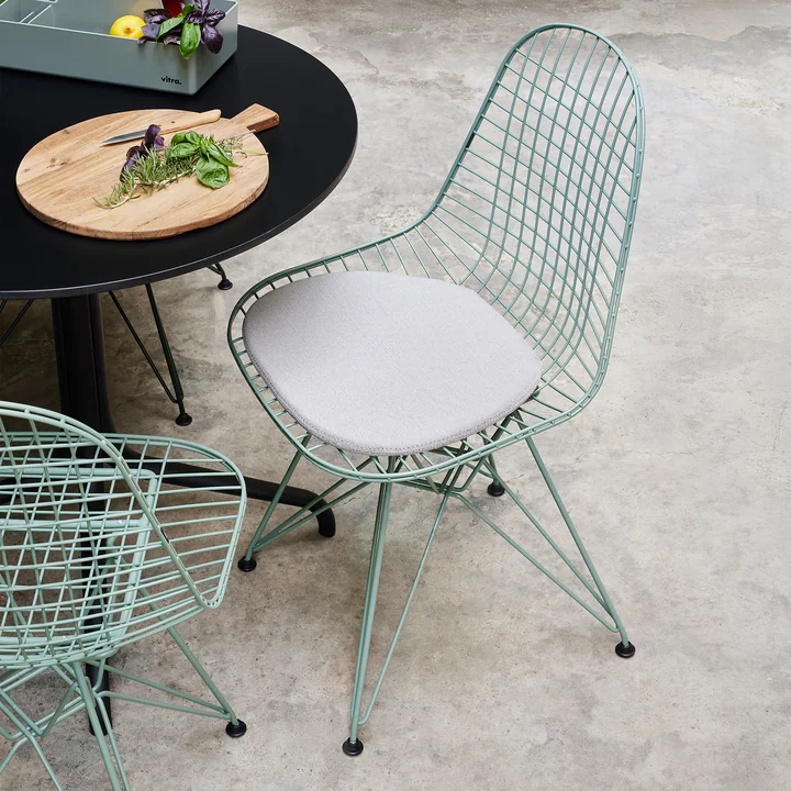 Wire Chair DKR (H 43 cm) fra Vitra