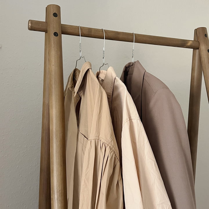 Hongi garderobe 75 fra Karup Design i den carob brune udgave