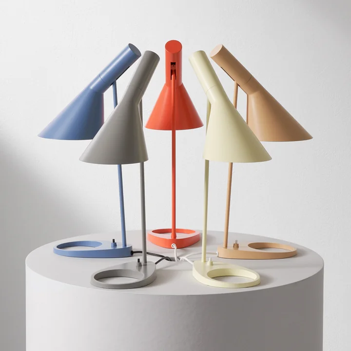 Louis Poulsen - AJ Bordlampe