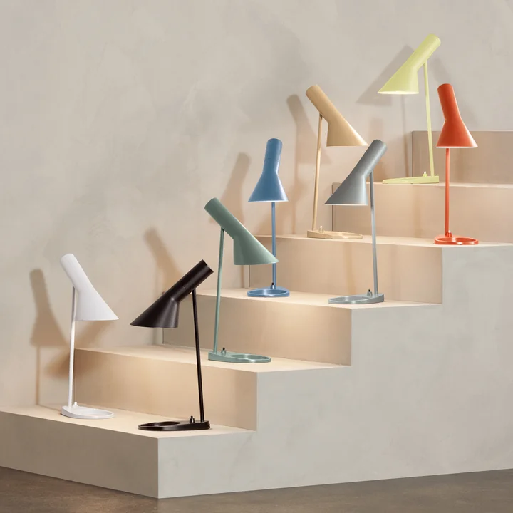 Louis Poulsen - AJ Bordlampe